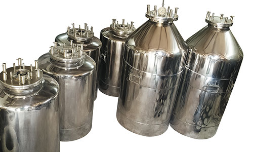 Pressure Vessel And Filling Vessel